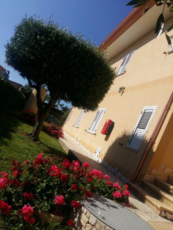 Villettemire Capo Vaticano Exterior photo